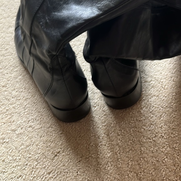 Charles David tall, black leather boots with lace up at angle. Side zip. - Picture 7 of 8
